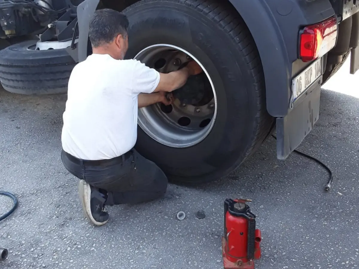 Koçarlı Oto Lastikçi